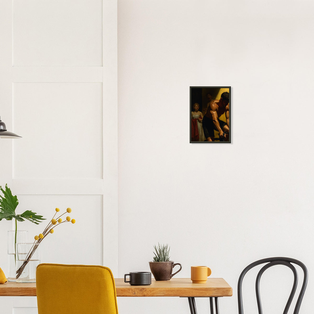 Holy Spin – poster in aluminium lijst boven een houten bureau met gele stoel